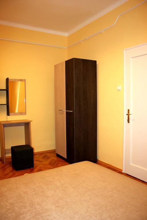 Veva Apartman - Eger Magánszálláshely Exterior foto